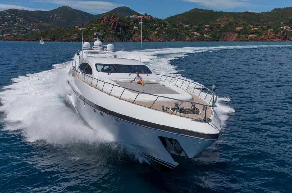 Mangusta Lady B