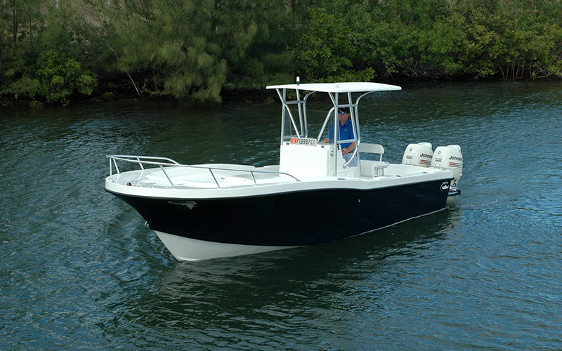 Dusky 252 Fisherman's Cuddy