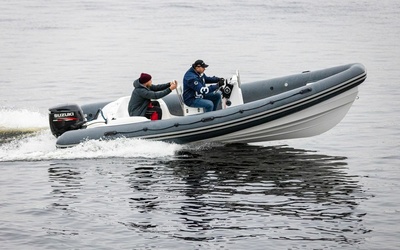 Mobile Group Буревестник 580