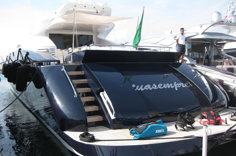 AB Yachts Blue Devil