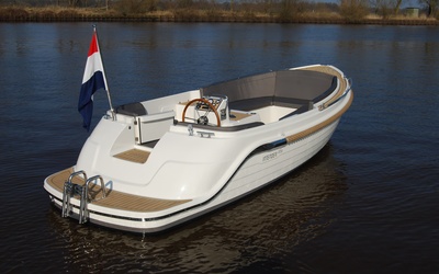 Interboat Intender 650