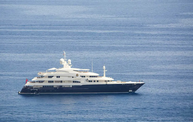 Devonport Yachts Pure