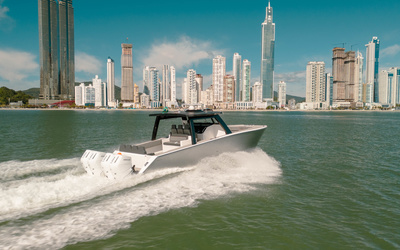 Sedna  CAT 370 Cabin
