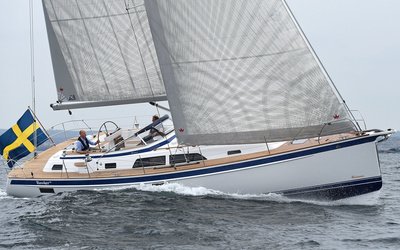 Hallberg-Rassy  44