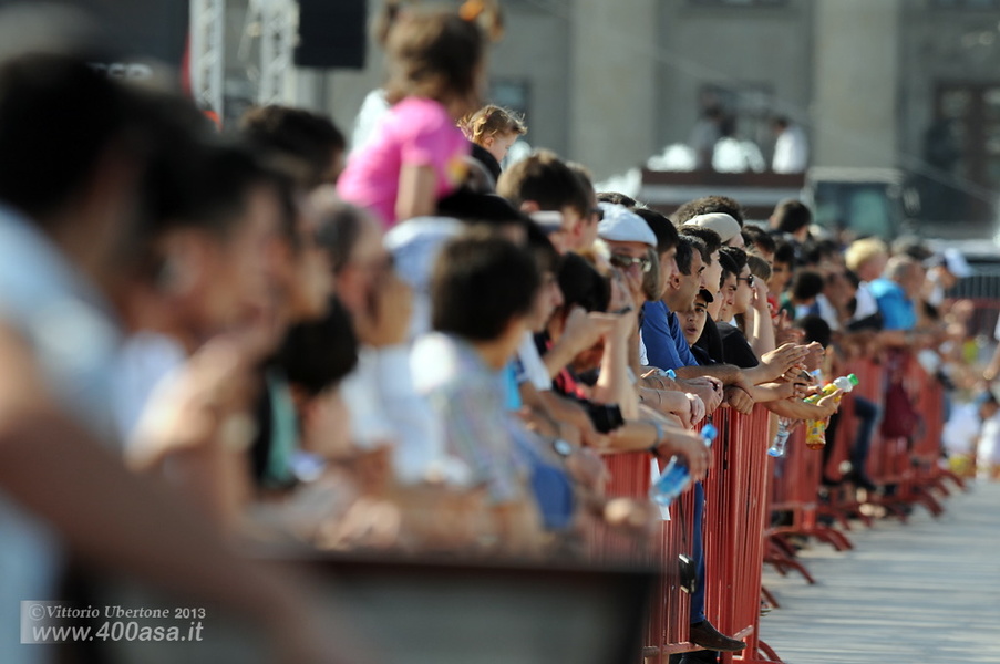 Spectators are angry about the extra fence.