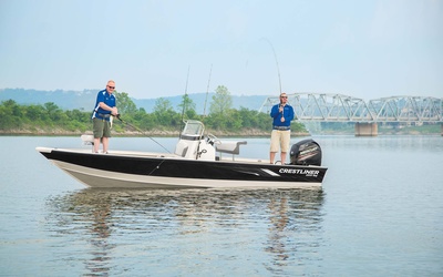 Crestliner 2200 Bay
