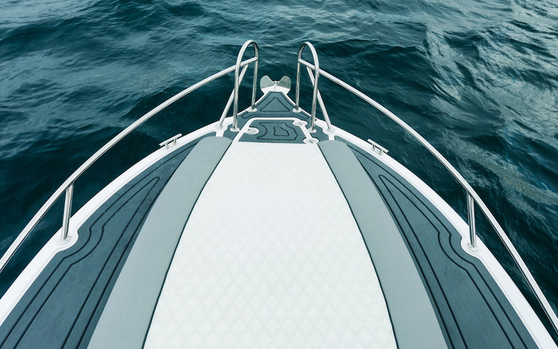 Zeus Tender 72