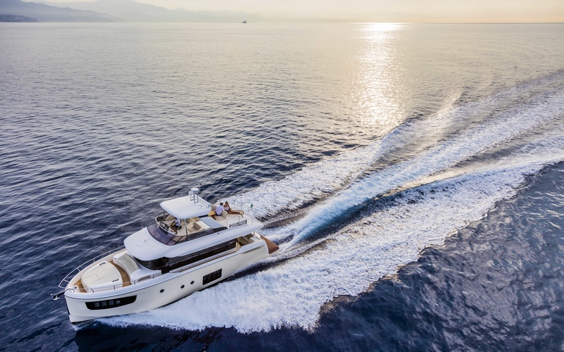 Absolute Navetta 52