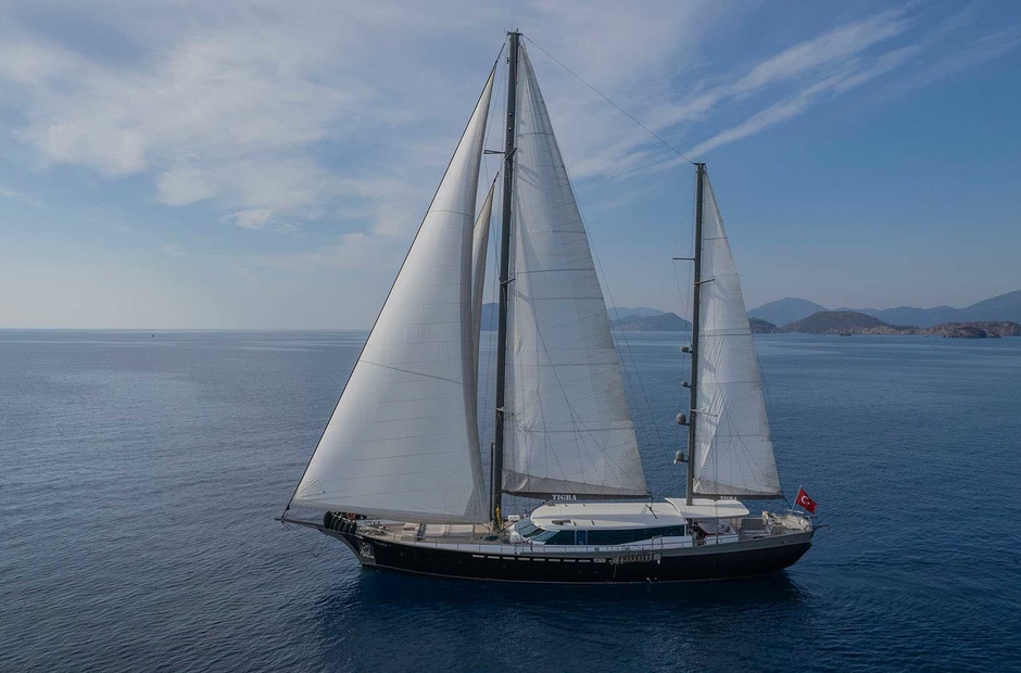 Mastori Yachts Tigra