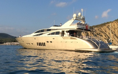 Leopard Love Boat