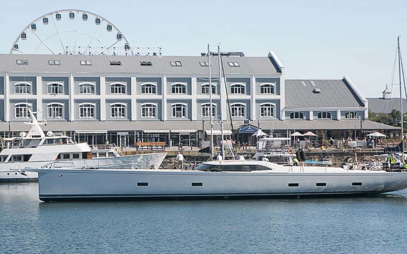 Premier Pontoons Horizon