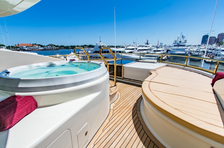Sensation Yachts Cabernet