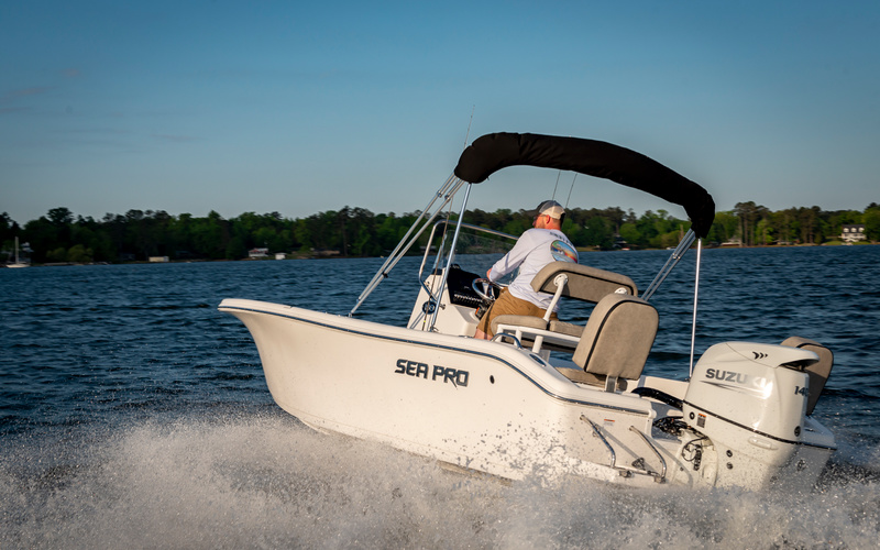 Sea Pro 199 Center Console
