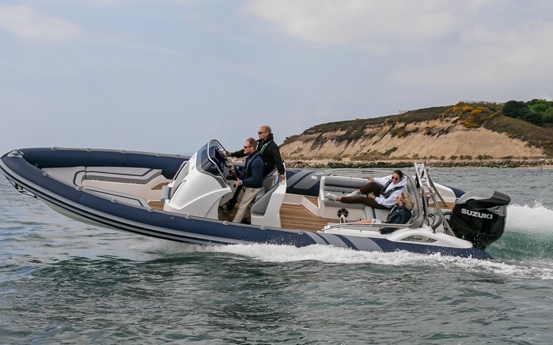 Cobra RIBs Nautique 8.2