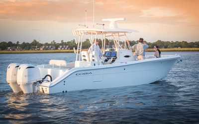 Cobia 301 CC