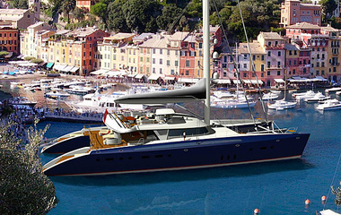 Pendennis Shipyard Hemisphere