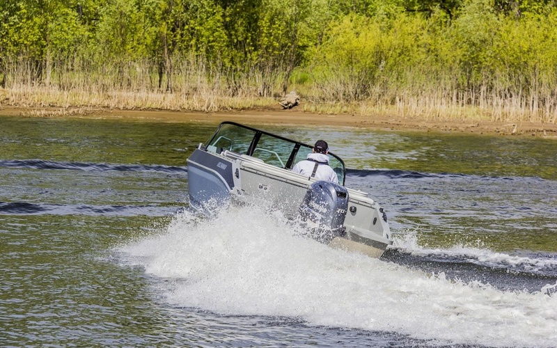 Volzhanka 51 Bowrider