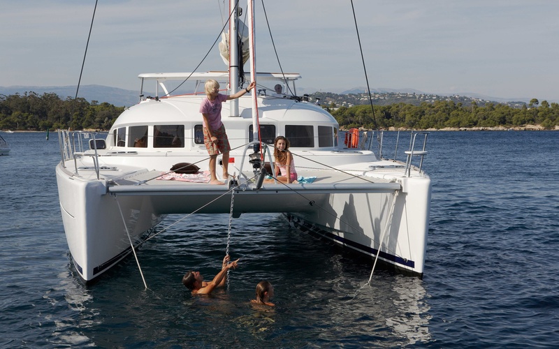Lagoon 380 Infinity