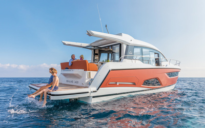 Sealine C430