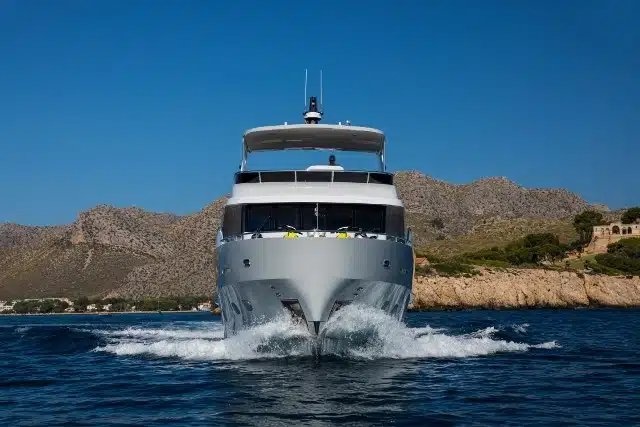 Van Der Heijden Explorer 2400