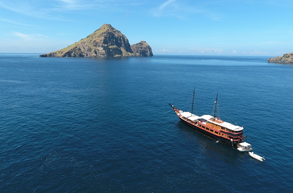 Custom Boats Samata