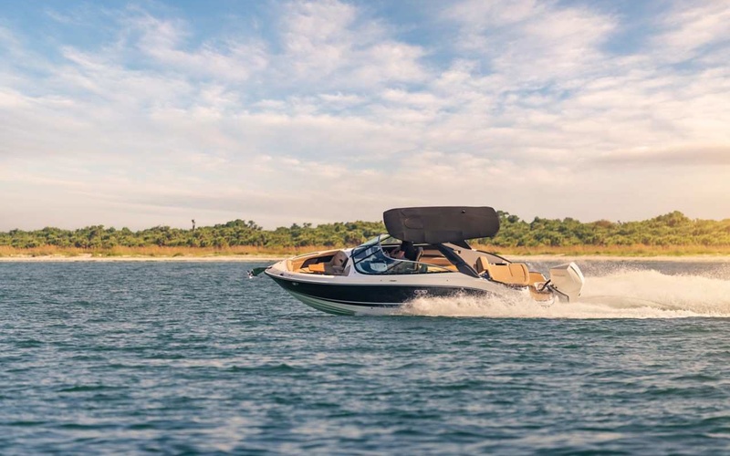 Sea Ray SLX 260 Outboard