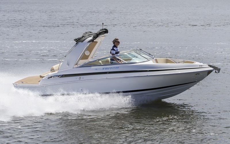 Triton 250 Open