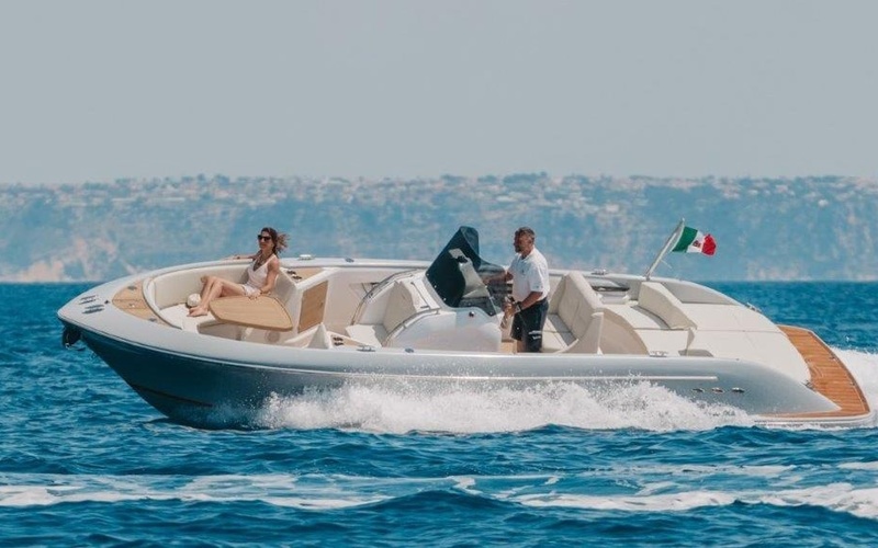 Comitti  Isola 27