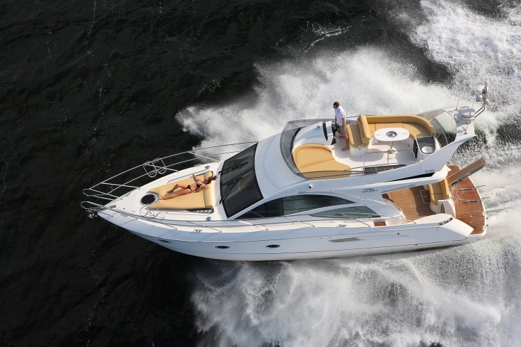 Galeon 440 Fly