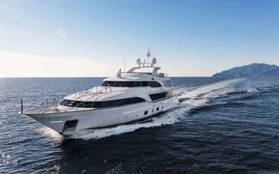 Novurania Chase 19
