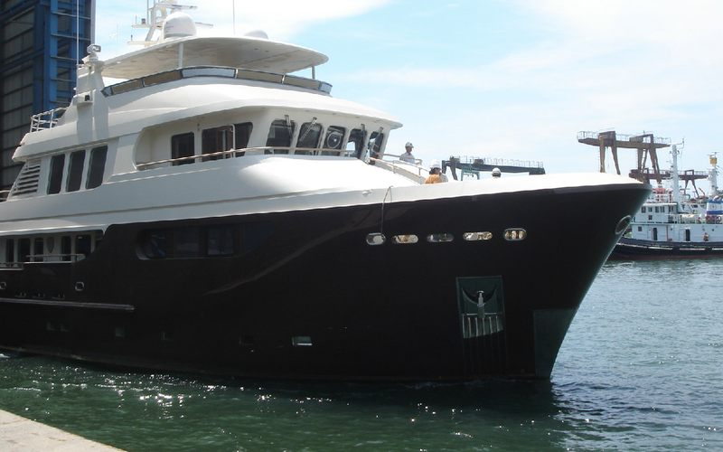 Jade Yachts 90