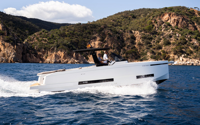 De Antonio D32 Open