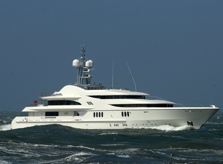 Feadship Firebird