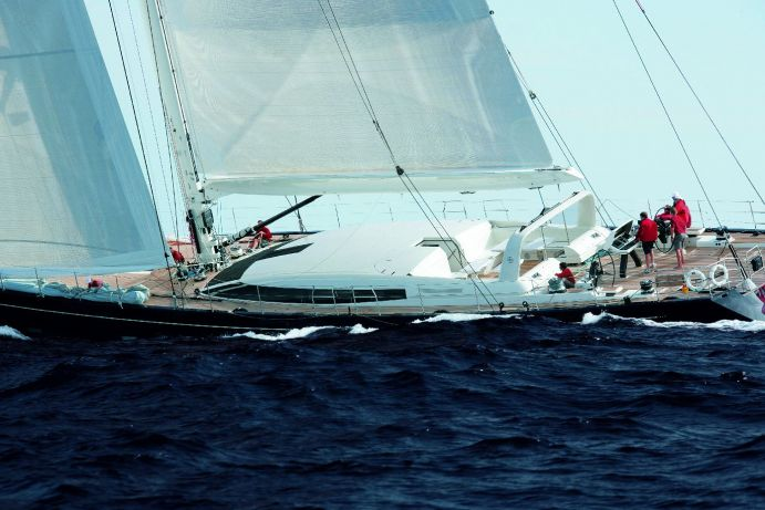 Perini Navi YAM2