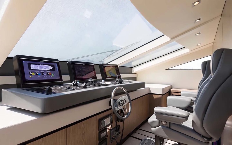 Azimut Grande 25 METRI