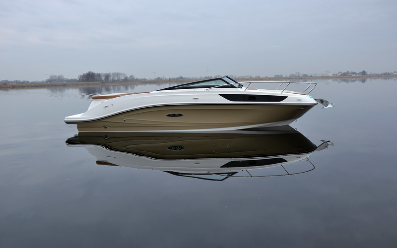 Sea Ray Sun Sport 230