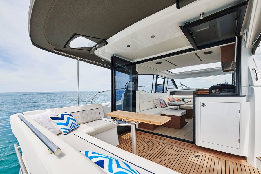 Jeanneau NC 37