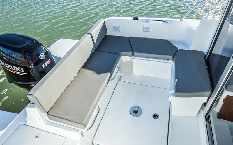 Beneteau Antares 6