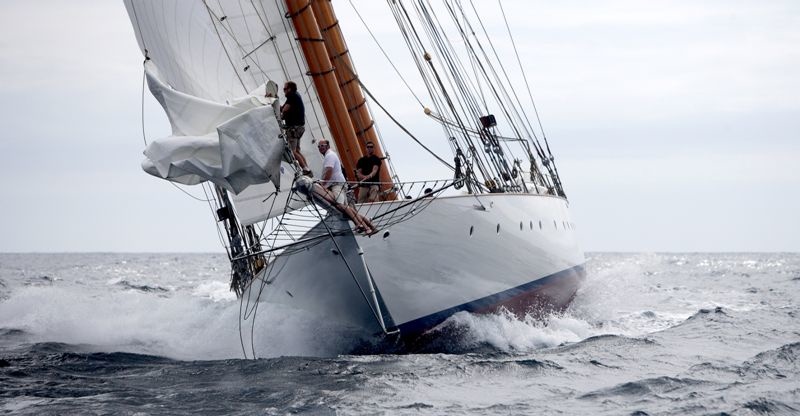 Marin LuxurYachts Elena
