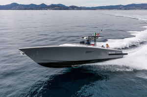 Canados  Gladiator 428