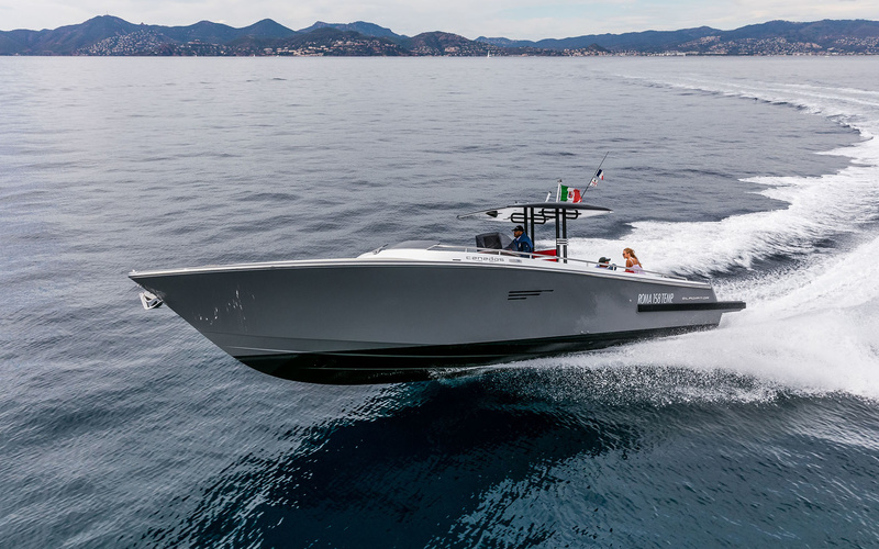 Canados  Gladiator 428