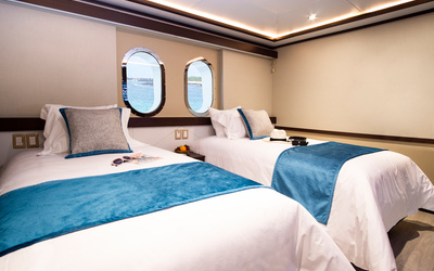 MCP Yachts 106 LE