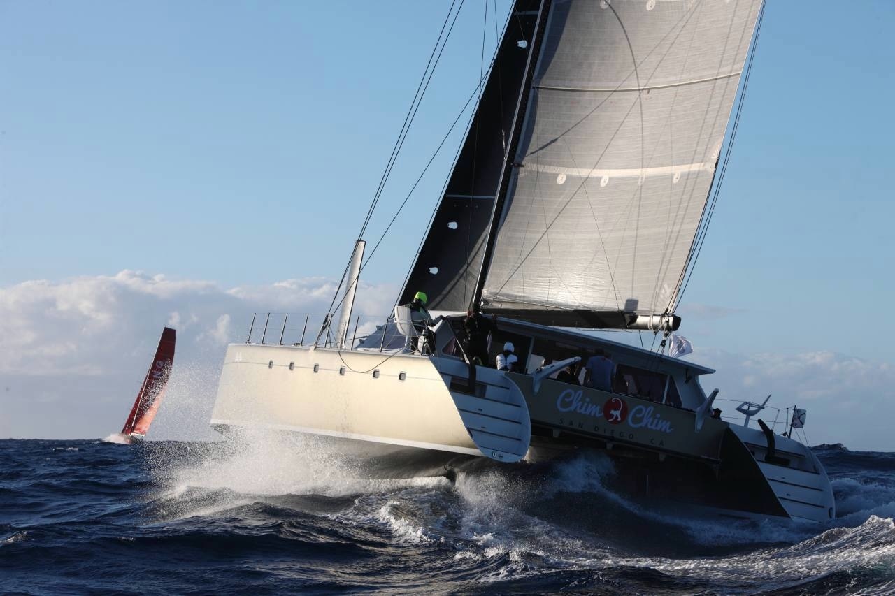 Кто же оказался счастливчиком? В эшелоне MOCRA — американский экипаж на Gunboat 62 Chim Chim. С учетом «уравнивания» ее результат 66 часов и 21 минута, в то время как «бронзовый» результат Argo — 67 часов 42 минуты и 56 секунд. Установившим рекорд гонки итальянцам из Maserati и вовсе присвоено лишь 4 место. В то время как в реальности они опередили Argo на 7 минут, с учетом гандикапа команда их проиграла. «Серебро» досталось американскому экипажу Bieker 53 Fujin, который пришел на финиш третьим среди многокорпусных судов.