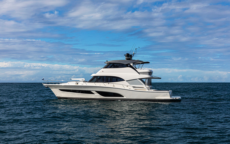 Riviera 64 Sports Motor Yacht