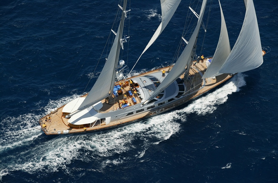 Perini Navi Andromeda La Dea