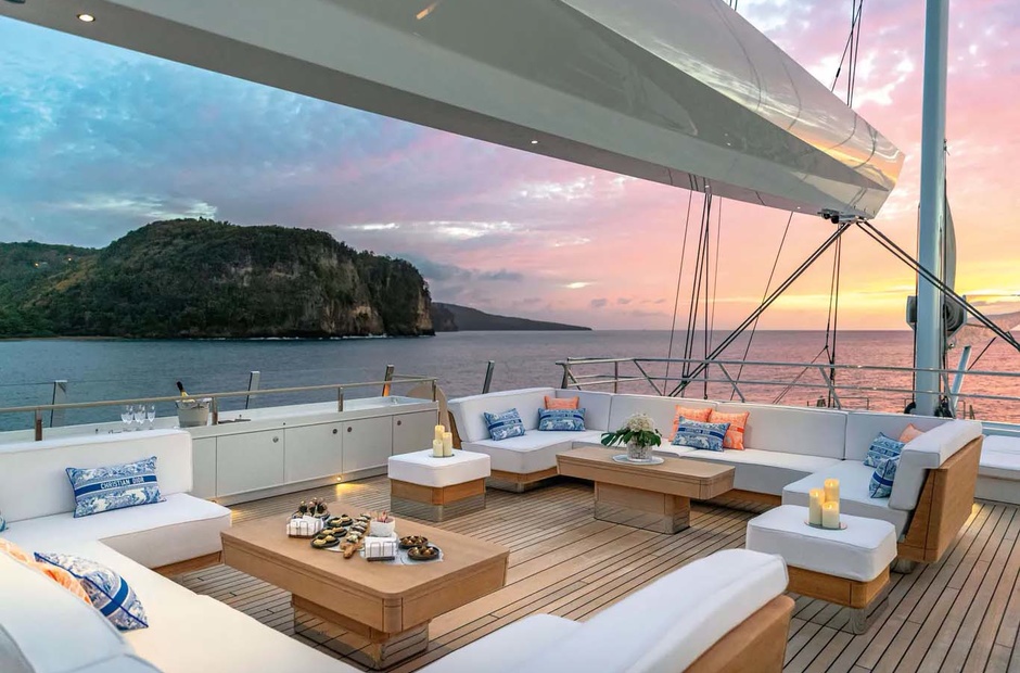 Royal Huisman  Ravenger