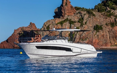 Jeanneau Cap Camarat 10.5 WA Series 2