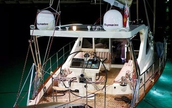 Hanse 548