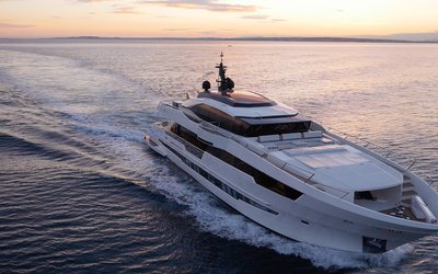 Astondoa 110 Century