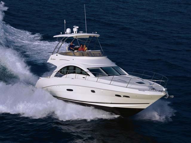 Sea Ray 47 Sedan Bridge
